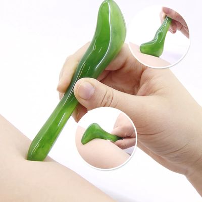 Herramientas profesionales de guasha de jade verde para masajes corporales versátiles